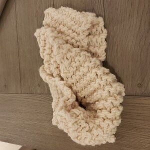 Handmade Cream Circle Knit Scarf